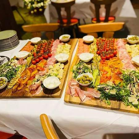 Adler Weilheim, Waldshut 3* Weilheim